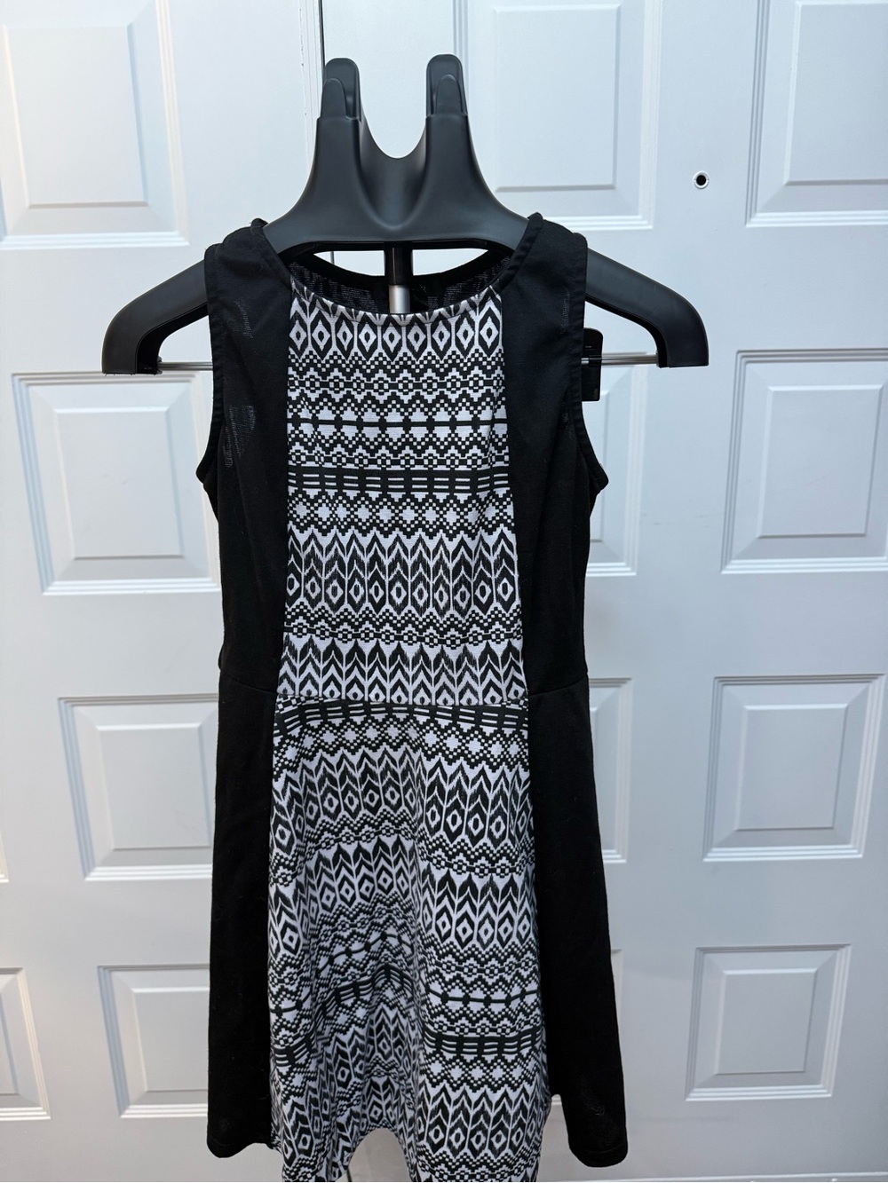 Black & White Geo Print Sleeveless Fit-and-Flare Dress